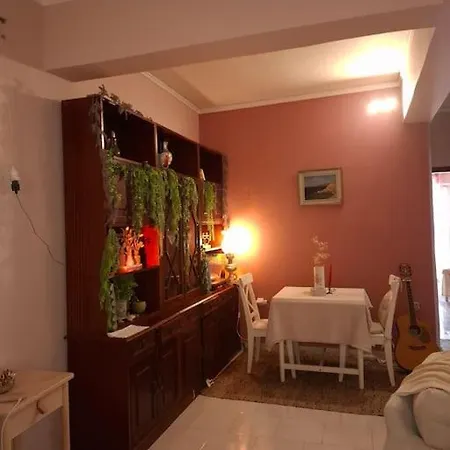 Estia Apartment