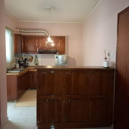 Estia Apartment *