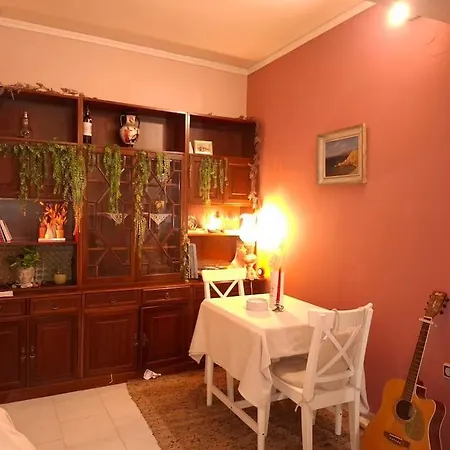 Estia Apartment